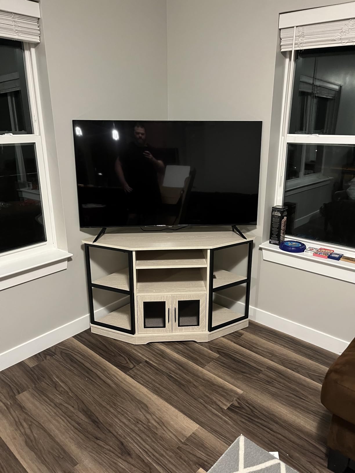 YITAHOME Corner Farmhouse TV Stand with Storage Cabinets, Retro Brown customer photo 1
