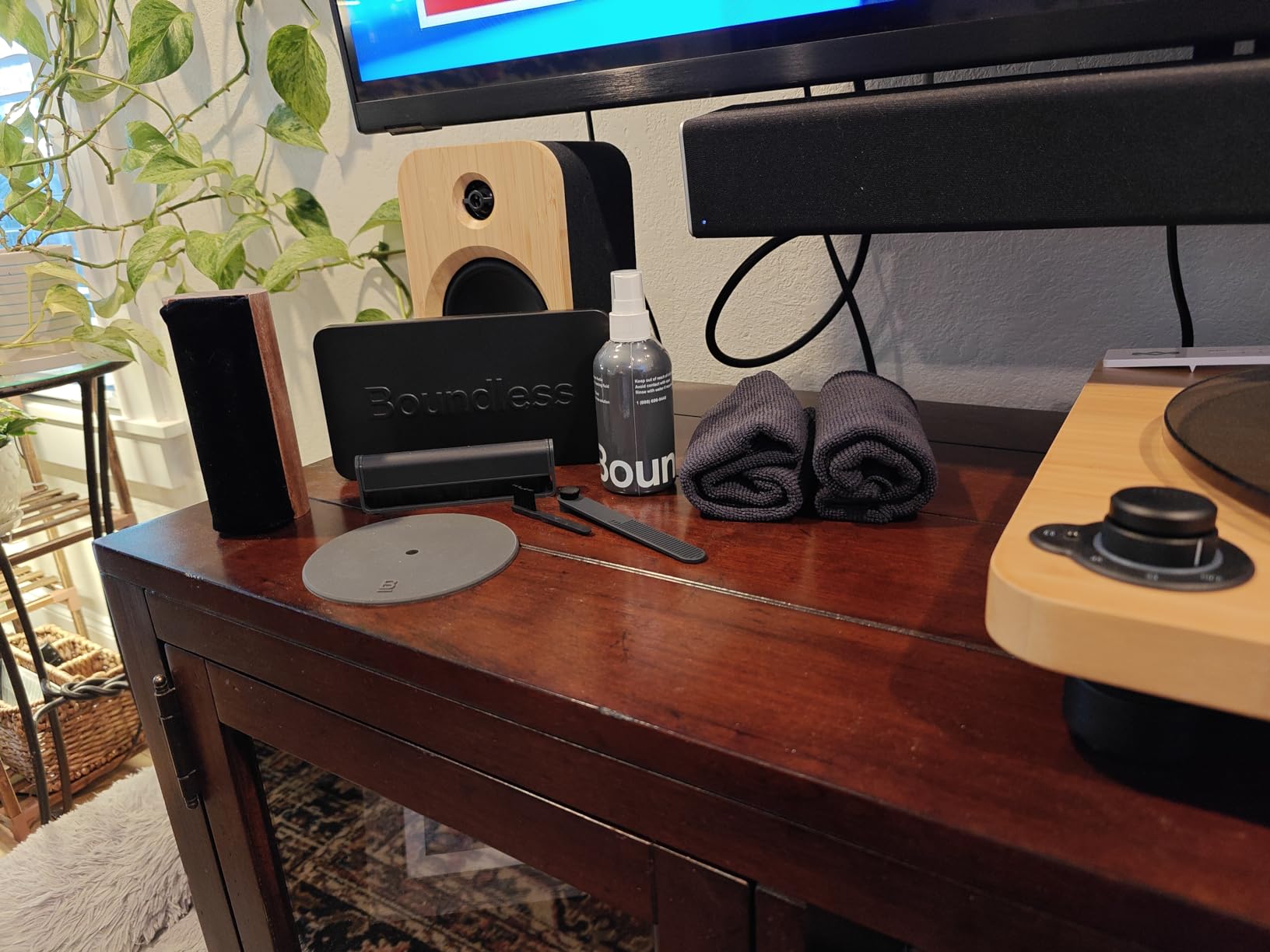 Boundless Audio Vinyl Record Cleaning Kit - 8-in-1 Brushes, Cloths & Case customer photo 1