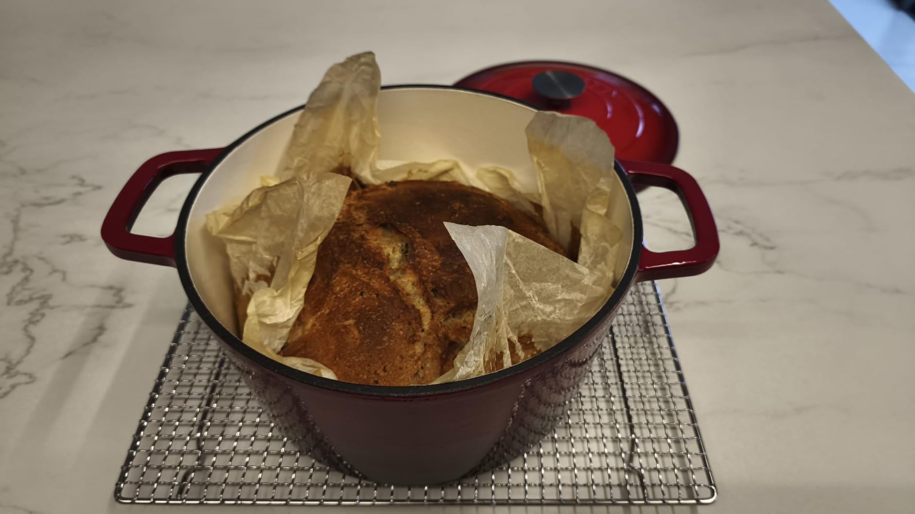 Velaze 7.5 QT Oval Enameled Cast Iron Dutch Oven Pot with Lid,Blue customer photo 2