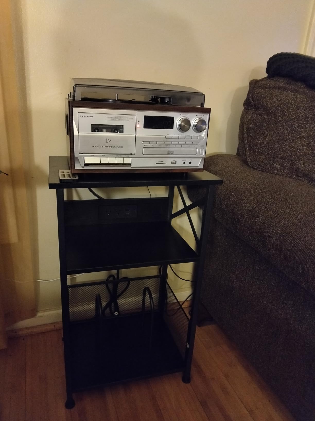 AMHANCIBLE Record Player Stand with Charging Station, Vinyl Record Storage customer photo 2