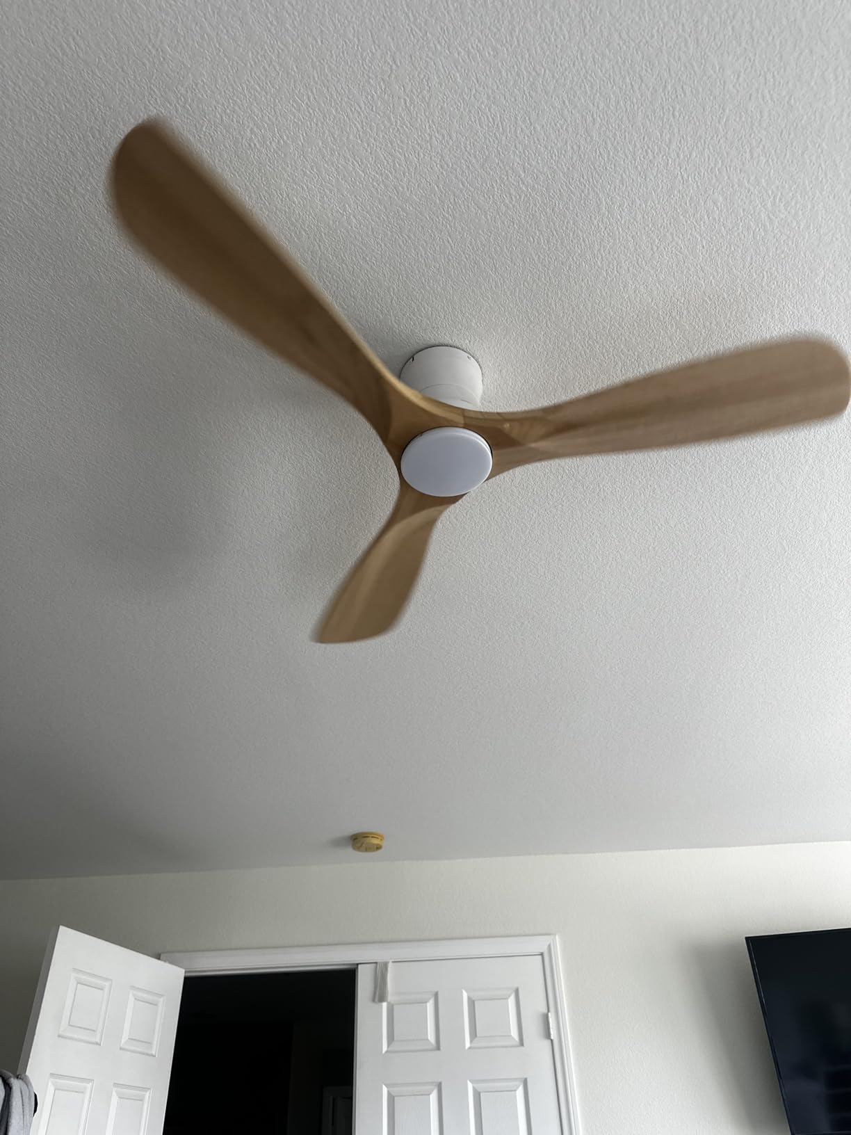 52” Smart Low Profile Ceiling Fans with Light Remote,Wood,Flush Mount,White customer photo 1