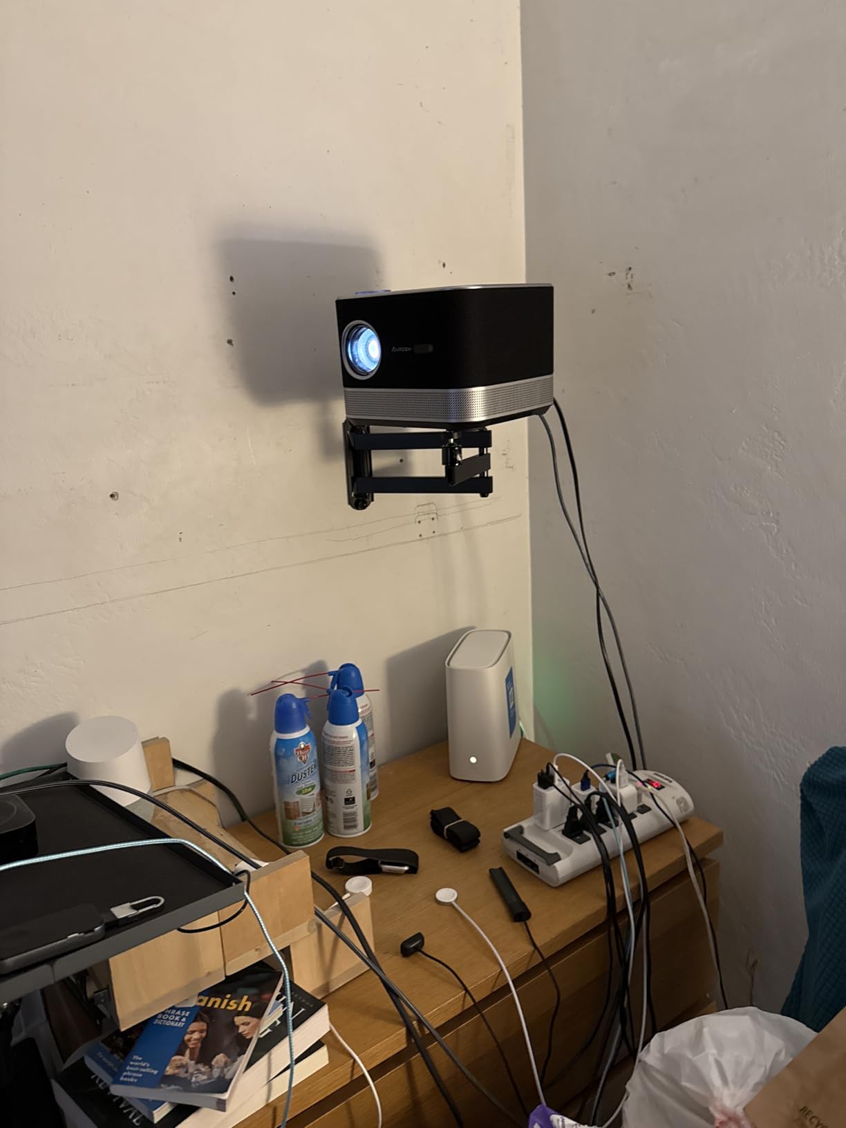 WALI Universal Projector Ceiling Wall Mount with Hidden Cable Management customer photo 1