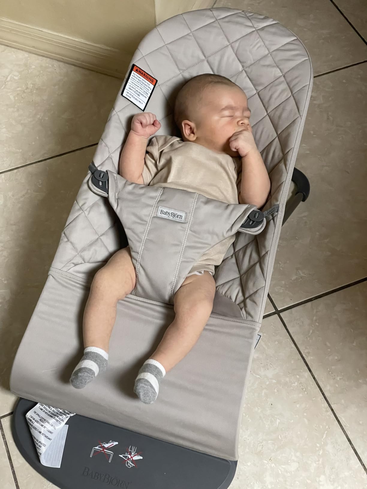 BabyBjörn Bouncer Bliss, Sand Gray, Woven, Classic Quilt | 2-in-1 Adjustable Baby Bouncer Seat and Toddler Chair, Newborn to Toddler (8-29 lbs), 4 Positions, Lightweight & Portable customer photo 2
