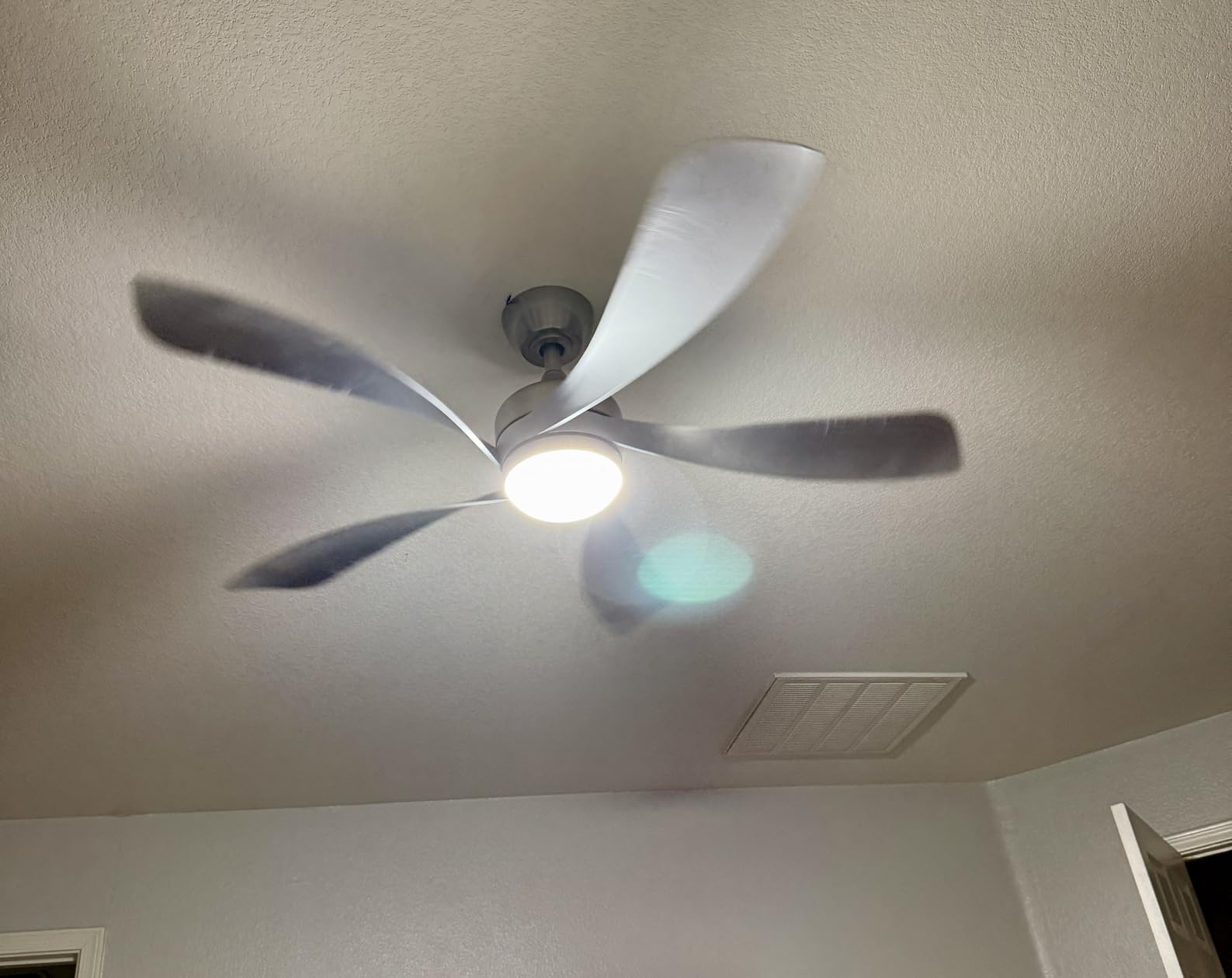 Sofucor 52 Inch Smart Ceiling Fan with Light, 5 ABS Blades, Brown customer photo 1
