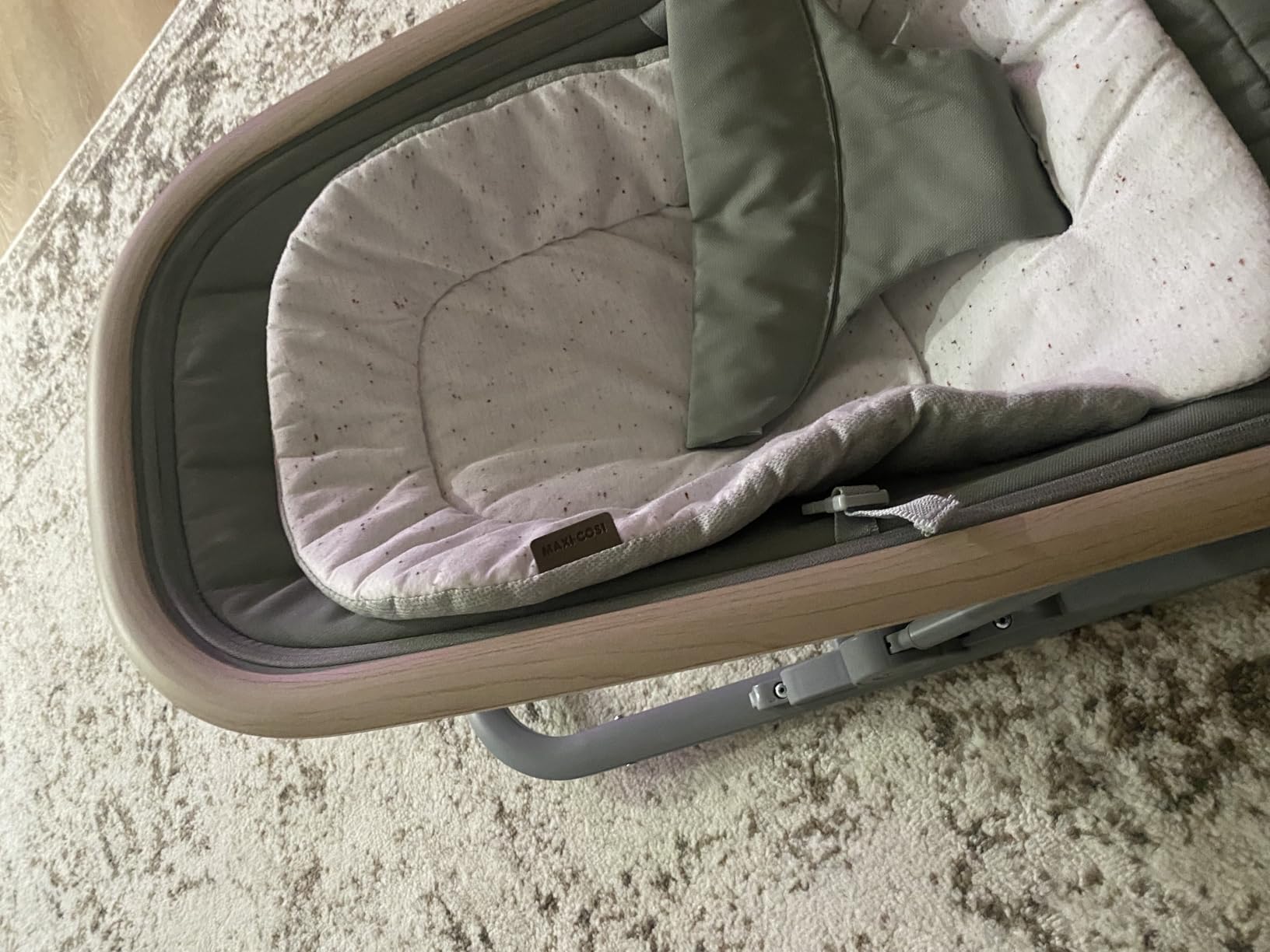 Maxi-Cosi Kori 2-in-1 Baby Bouncer Seat for Infants, Baby Rocker Chair, Portable Bouncer Chair, Classic Oat customer photo 2
