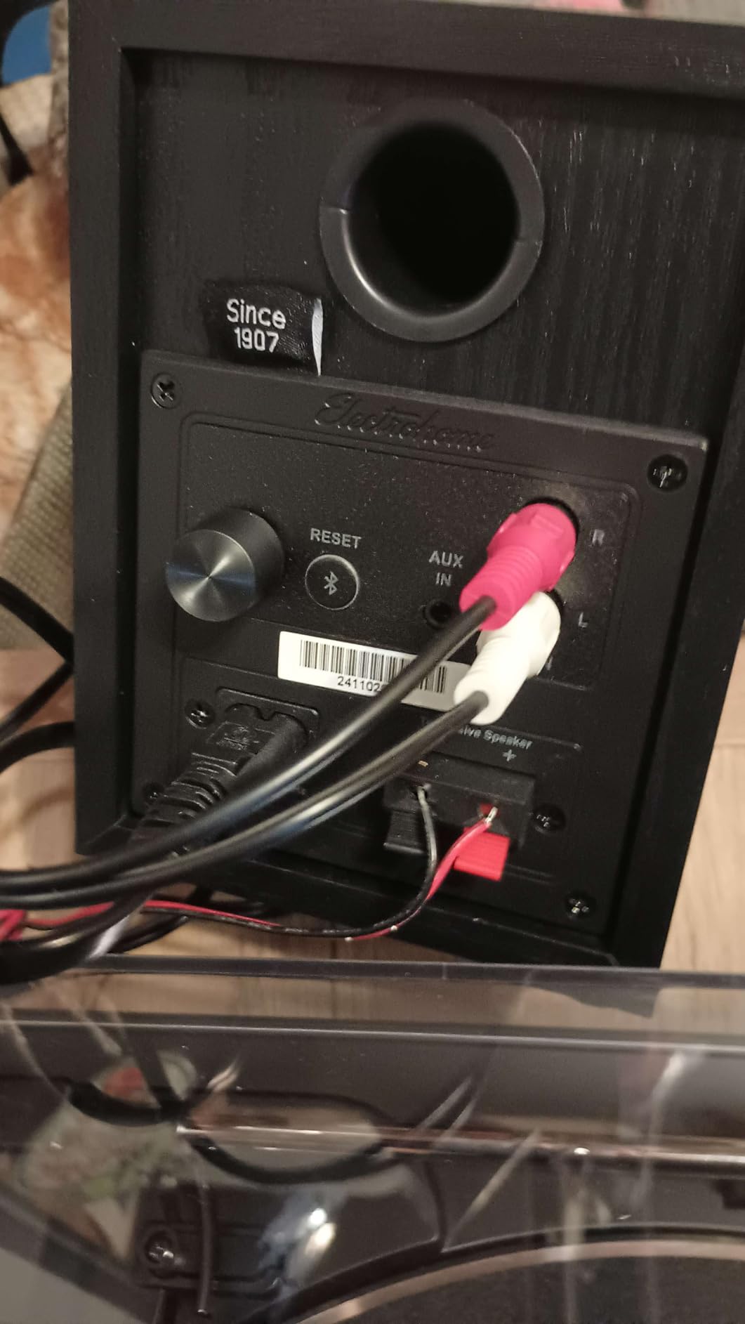 Electrohome Huntley Powered Bookshelf Speakers with Built-in Amplifier and 3