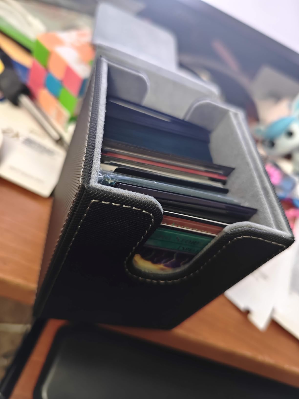 UAONO Card Deck Box for MTG Commander, Fits 100 Double-Sleeved Cards customer photo 1