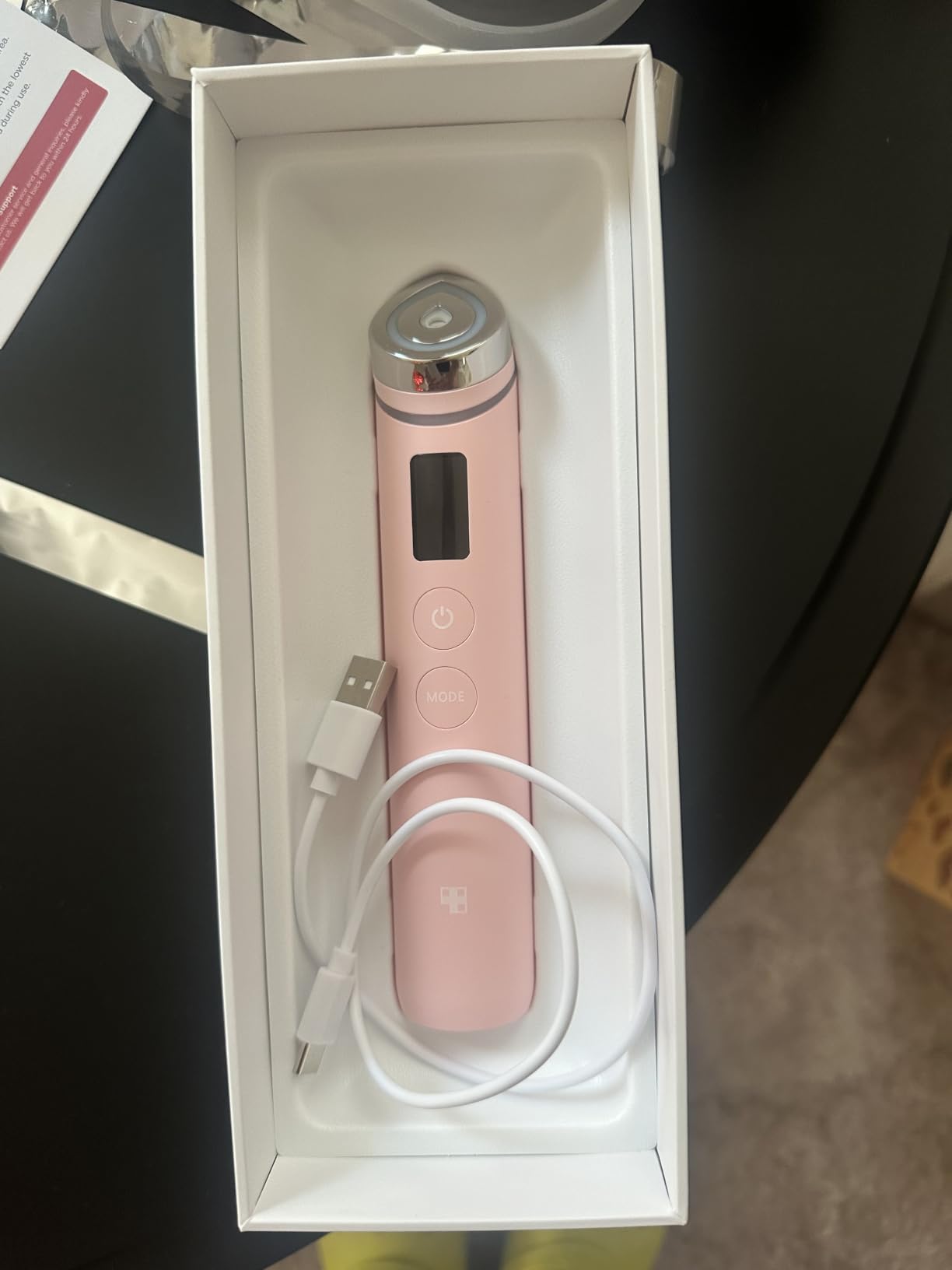 medicube Booster Pro - 6 in 1 Real Glass Glow Beauty Massager, Black customer photo 2