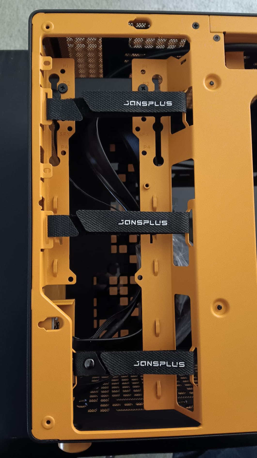 JONSBO/JONSPLUS Z20 Black Micro-ATX Mini Tower PC Case,with Detachable Carrying Handle, Mini Size, High-Performance Hardware Compatible, Support 240AIO, H160mm Cooler, Black customer photo 1