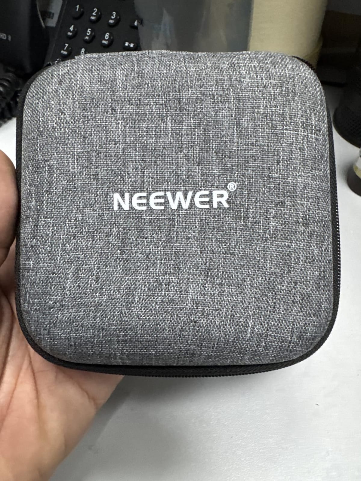 NEEWER 77mm UV/CPL/ND Lens Filter Kit with Hard Shell Storage Case, Multicoated Optical Glass & Aluminum Alloy Frame, UV + Circular Polarizer (CPL) + Neutral Density (ND4) Filter for 77mm Camera Lens customer photo 1