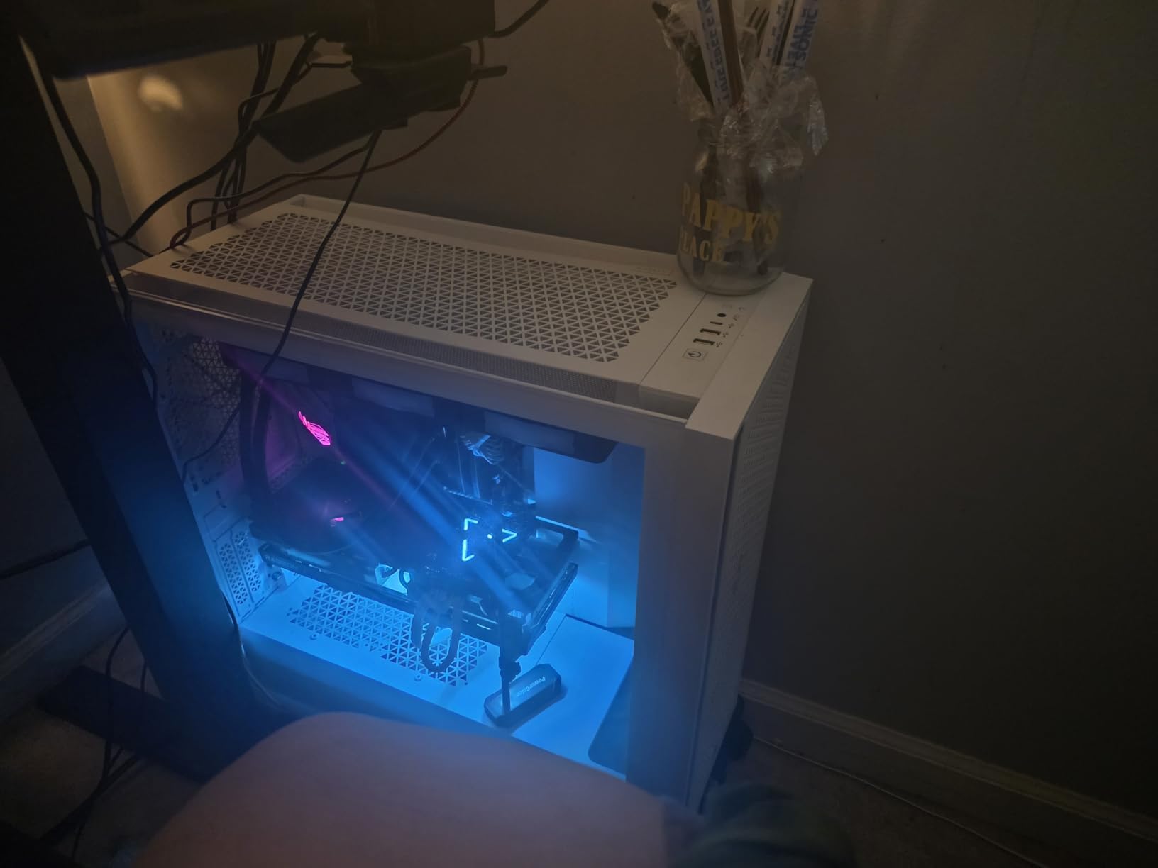 CORSAIR iCUE Link Titan 360 RX RGB Liquid CPU Cooler – 360mm AIO – Low-Noise – FlowDrive Cooling Engine – Intel LGA 1851/1700, AMD AM5/AM4 – 3X RX120 RGB Fans – iCUE Link System Hub Included – Black customer photo 1