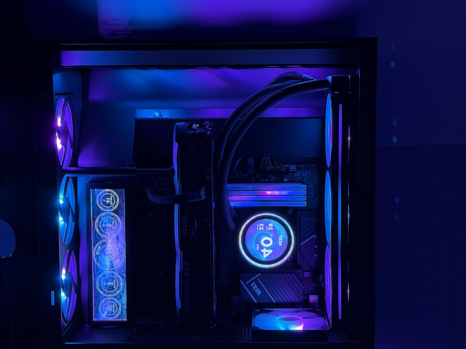 NZXT Kraken Elite 360 RGB - 360mm AIO CPU Cooler, LCD - Black | 360mm RGB AIO with 2.36-inch LCD and F360 RGB Core fan. Flagship display cooling with synced RGB via CAM. customer photo 2
