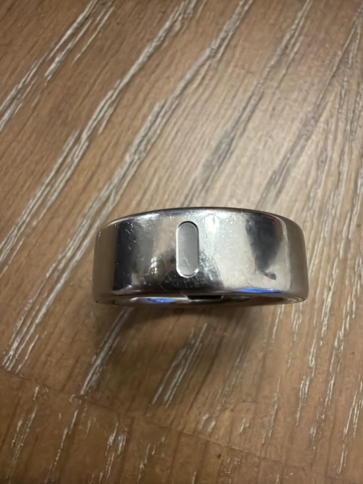 OURA Ring 4 Smart Ring - Silver - Size 7 customer photo 1