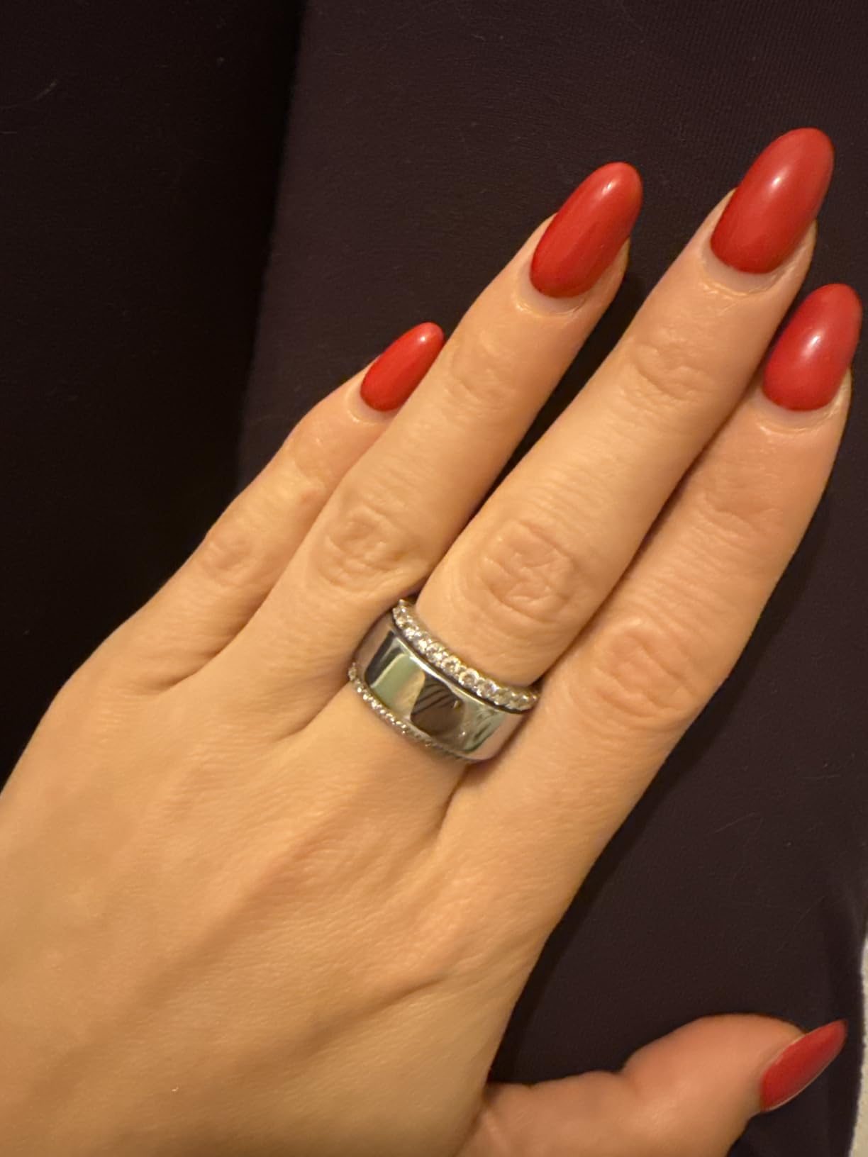 OURA Ring 4 Smart Ring - Silver - Size 7 customer photo 2