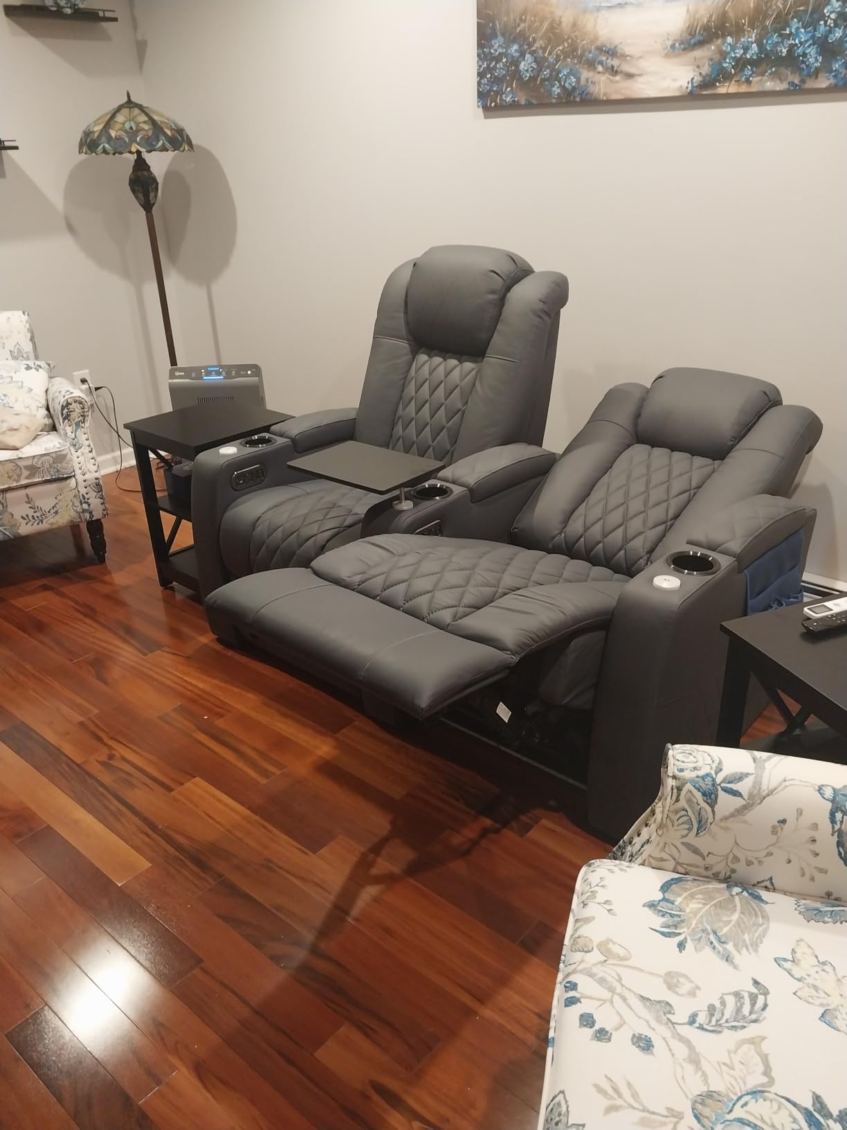 comfiroom Top-Grain Leather Home Theater Seating, Dual-Motor Power Recliner customer photo 1