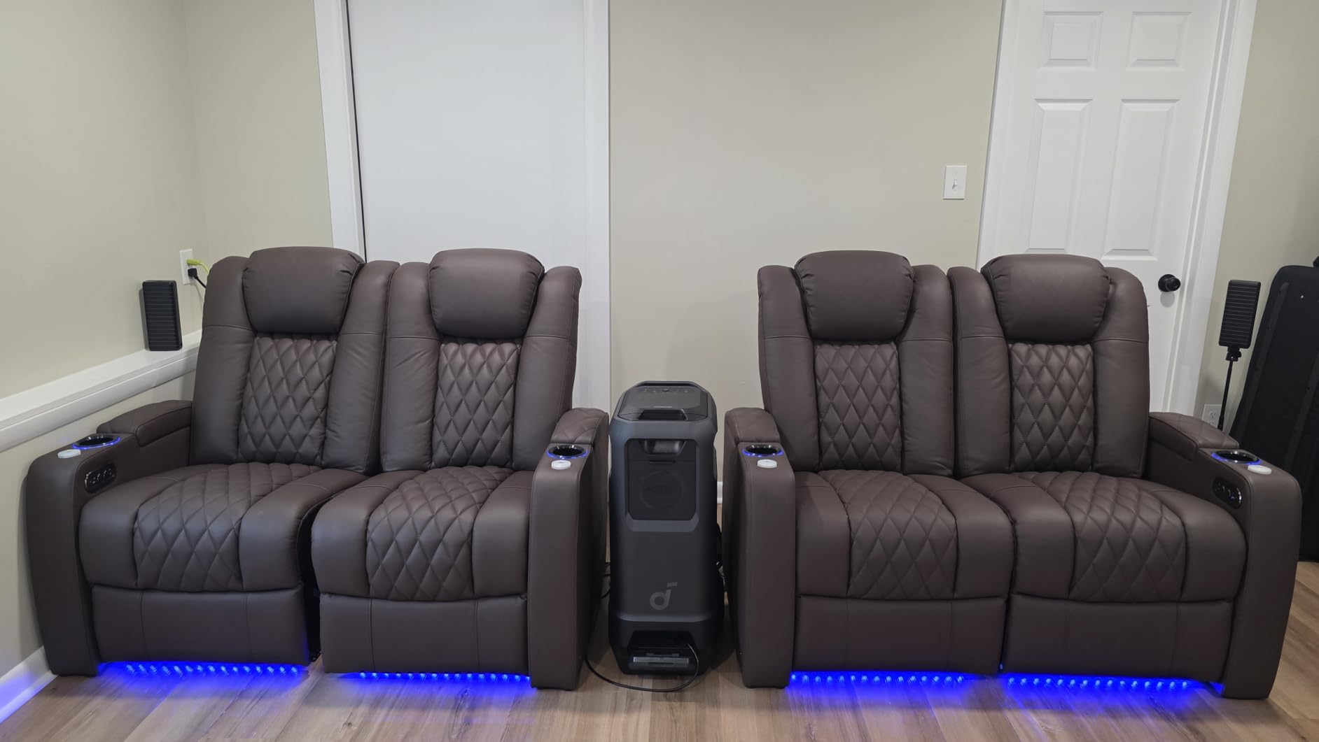 comfiroom Top-Grain Leather Home Theater Seating, Dual-Motor Power Recliner customer photo 2