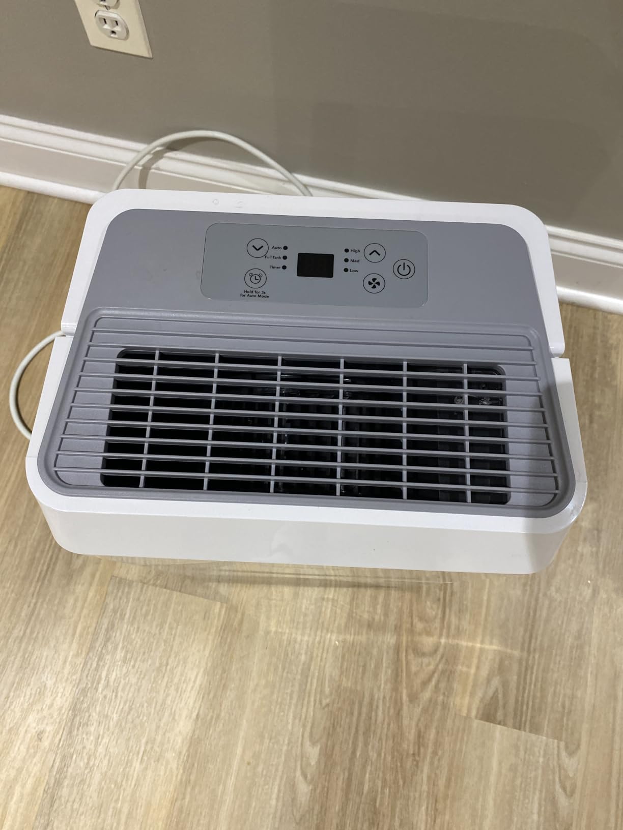 Waykar 6000 Sq.Ft Energy Star Dehumidifier for Basement & Home, 120 Pint/Day with Drain Hose & Tank, Ultra Quiet (40 dB), Smart Auto Comfort Mode customer photo 2