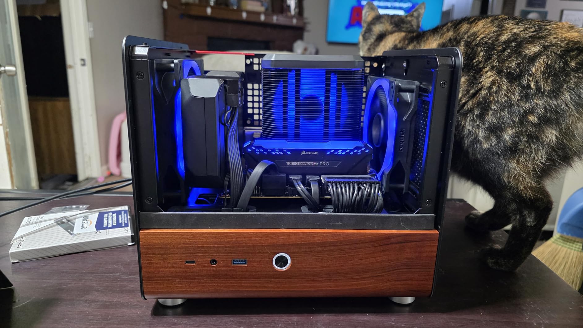 JONSBO TK-0 Black ITX Mini Tower PC Case, Hyperboloid Glass Desktop Design,Separated Cabinet Structure, Al Alloy Shell DTX/ITX Walnut Wood Computer Case, Sff Case,Black customer photo 1