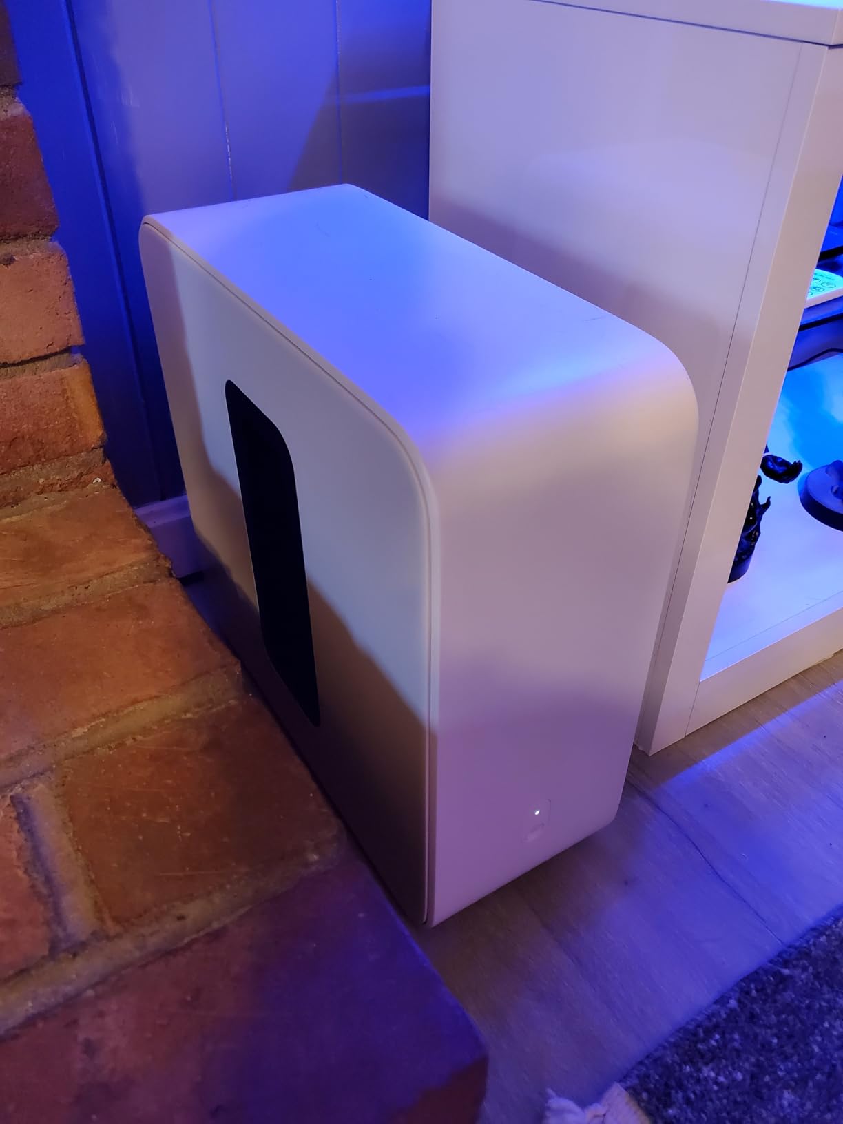 Sonos Sub 4 - Wireless Subwoofer - Black | Dual Force-Canceling Woofers | Deep, Dynamic Bass | Works with Arc, Arc Ultra, Beam soundbars | WiFi customer photo 1