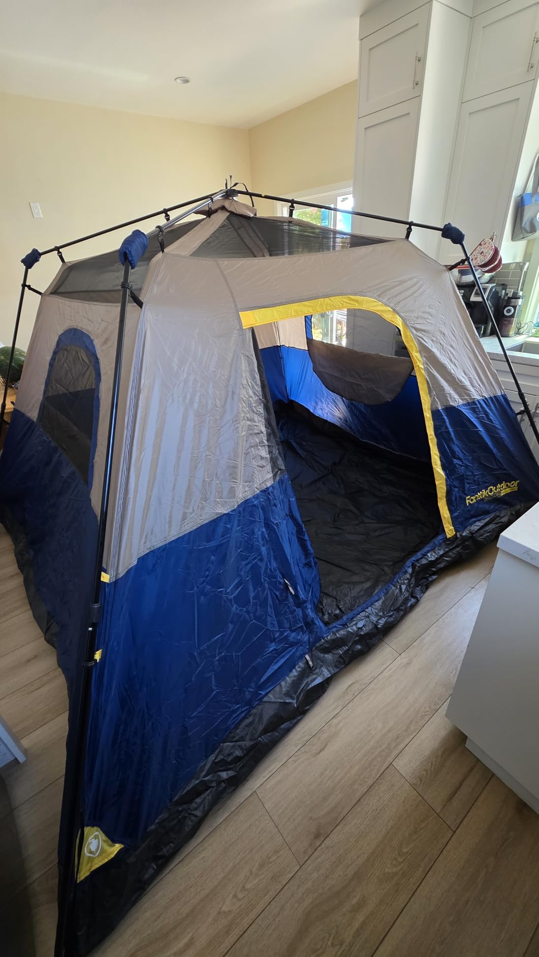 FanttikOutdoor Camping Tent 4/6/8/10 Person Instant Cabin Tent Setup in 60 Seconds with Rainfly & Windproof Portable with Carry Bag for Family Camping & Hiking, Upgraded Ventilation, Navy Blue customer photo 1