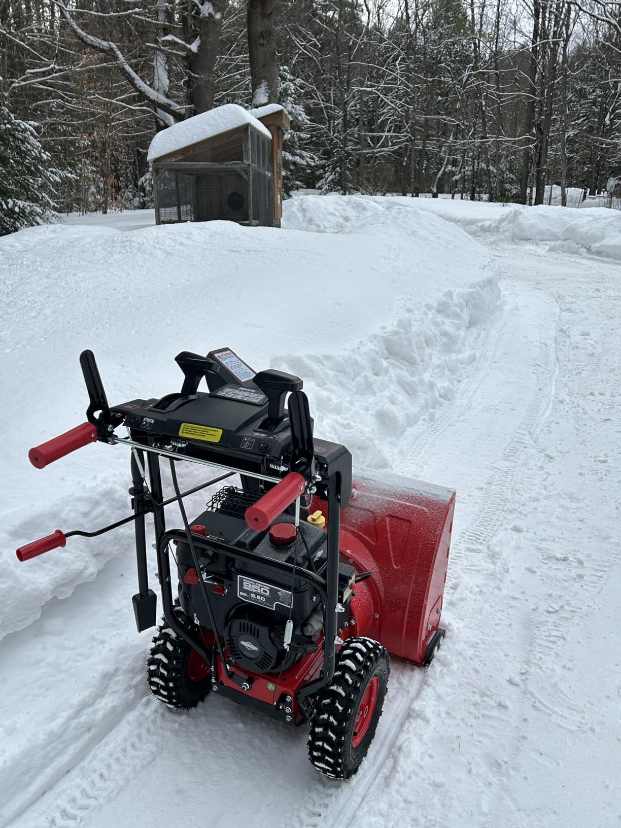 PowerSmart 26-Inch Self-Propelled Gas Snow Blower, Powered by B&S 208cc Engine, Electric Start, 13-Inch Snow Tires, Handle Warmer, Two-Stage Snow Blowers with LED Lights customer photo 2