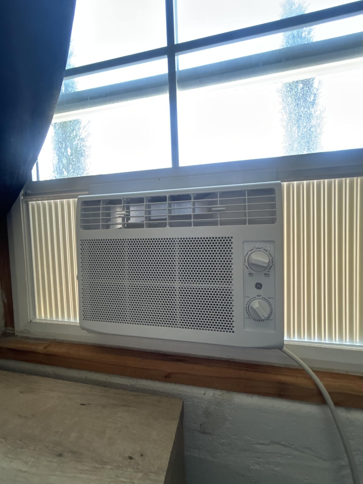 GE Window Air Conditioner 5,000 BTU AC Unit for Small Spaces up to 150 sq ft with Manual Controls & 2 Cooling Modes, Easy Install Kit, White customer photo 2