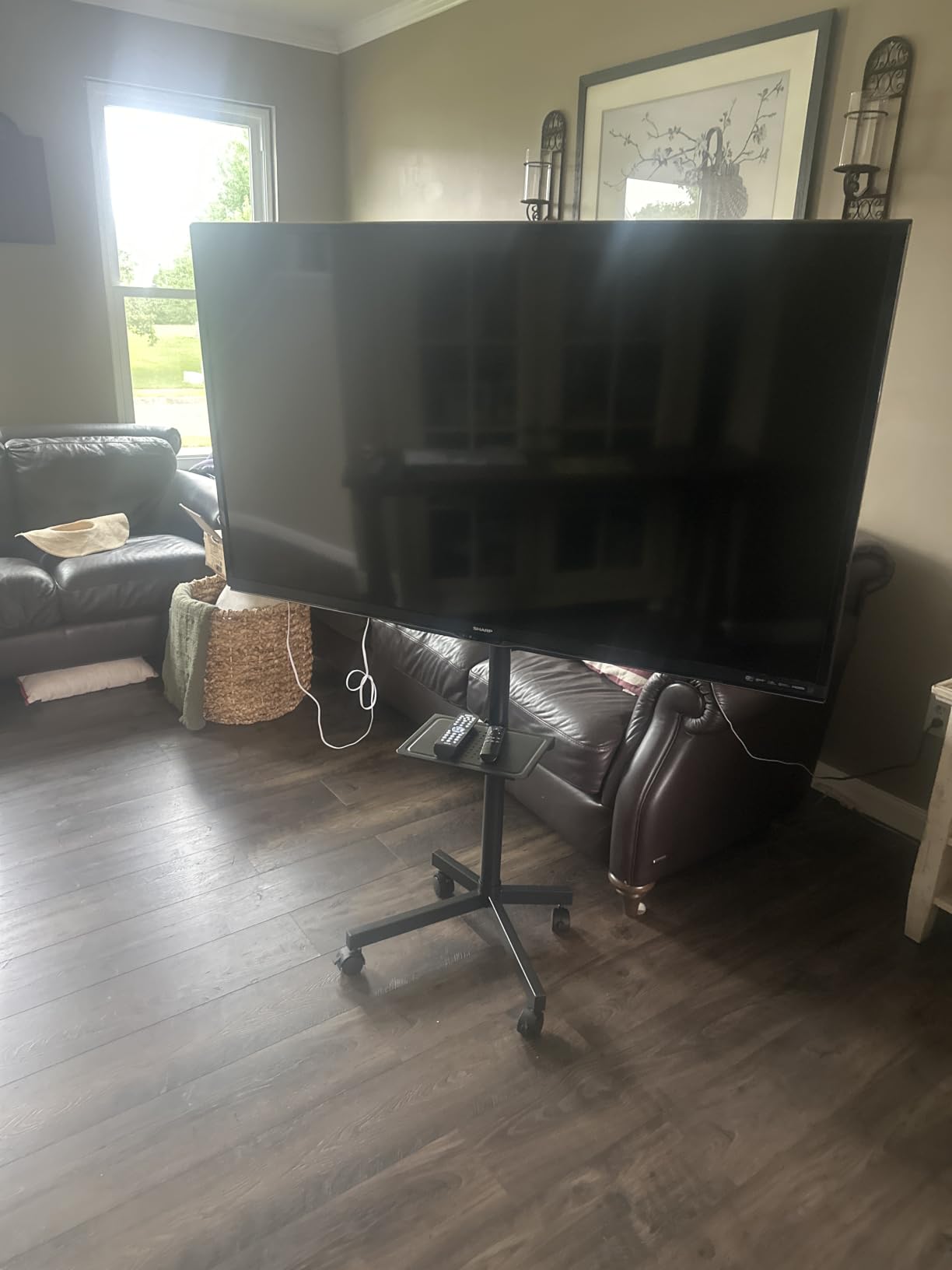 BONTEC Rolling TV Stand with Tilt, Mobile TV Cart for 32–85 Inch TVs, Black customer photo 2