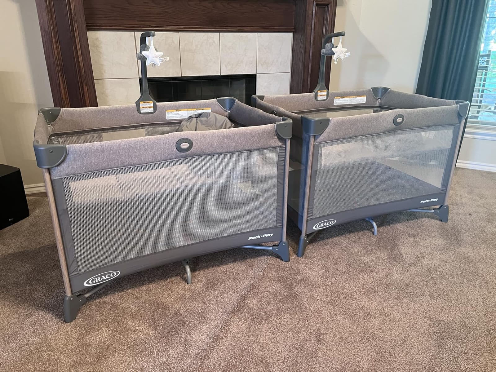 Graco On the Go Zip DLX Pack 'n Play Playard, Parker customer photo 2