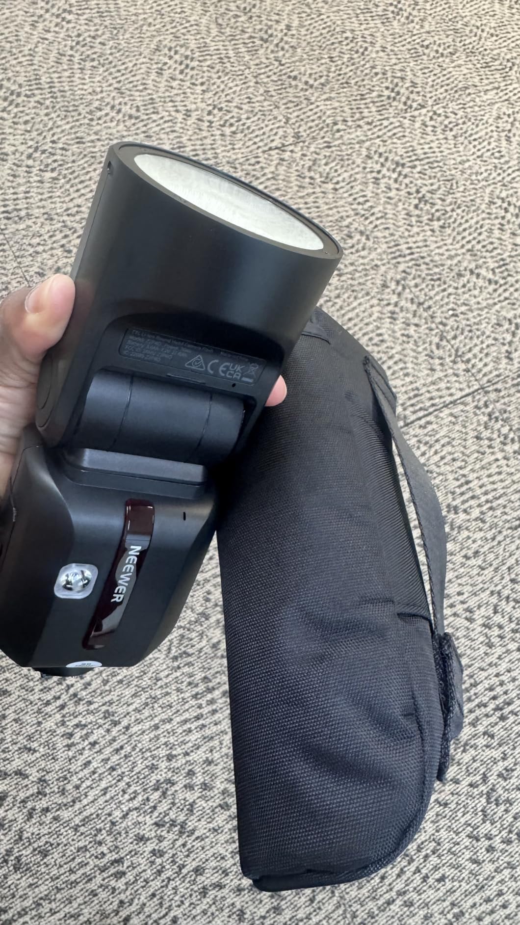 NEEWER Z2PRO-C 2.4G TTL Round Head Flash Speedlite Compatible with Canon, Wireless Compatible with Godox, Upgraded UI, 76Ws 1/8000s HSS, TTL/M TCM Switch, 7.2V/3000mAh Battery, 600 Full Power Flash customer photo 1