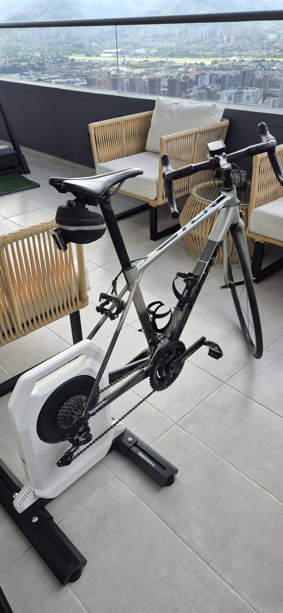 ThinkRider XXPRO Smart Bike Trainer，2500W，25% Gradient，ANT + & BLE customer photo 1
