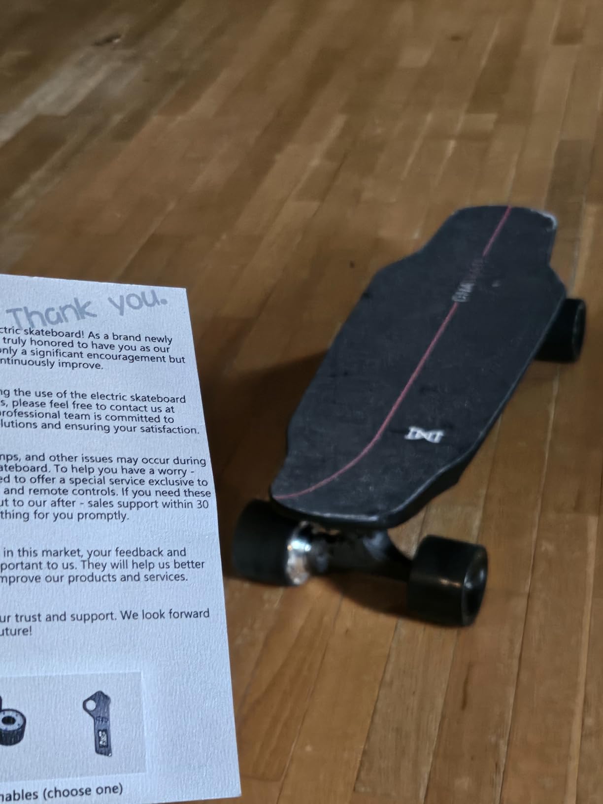M8 Electric Skateboard with Remote, 15Mph Top Speed,9Miles Range,400 Hub-Motor, Skateboard for Adults &Teens customer photo 1