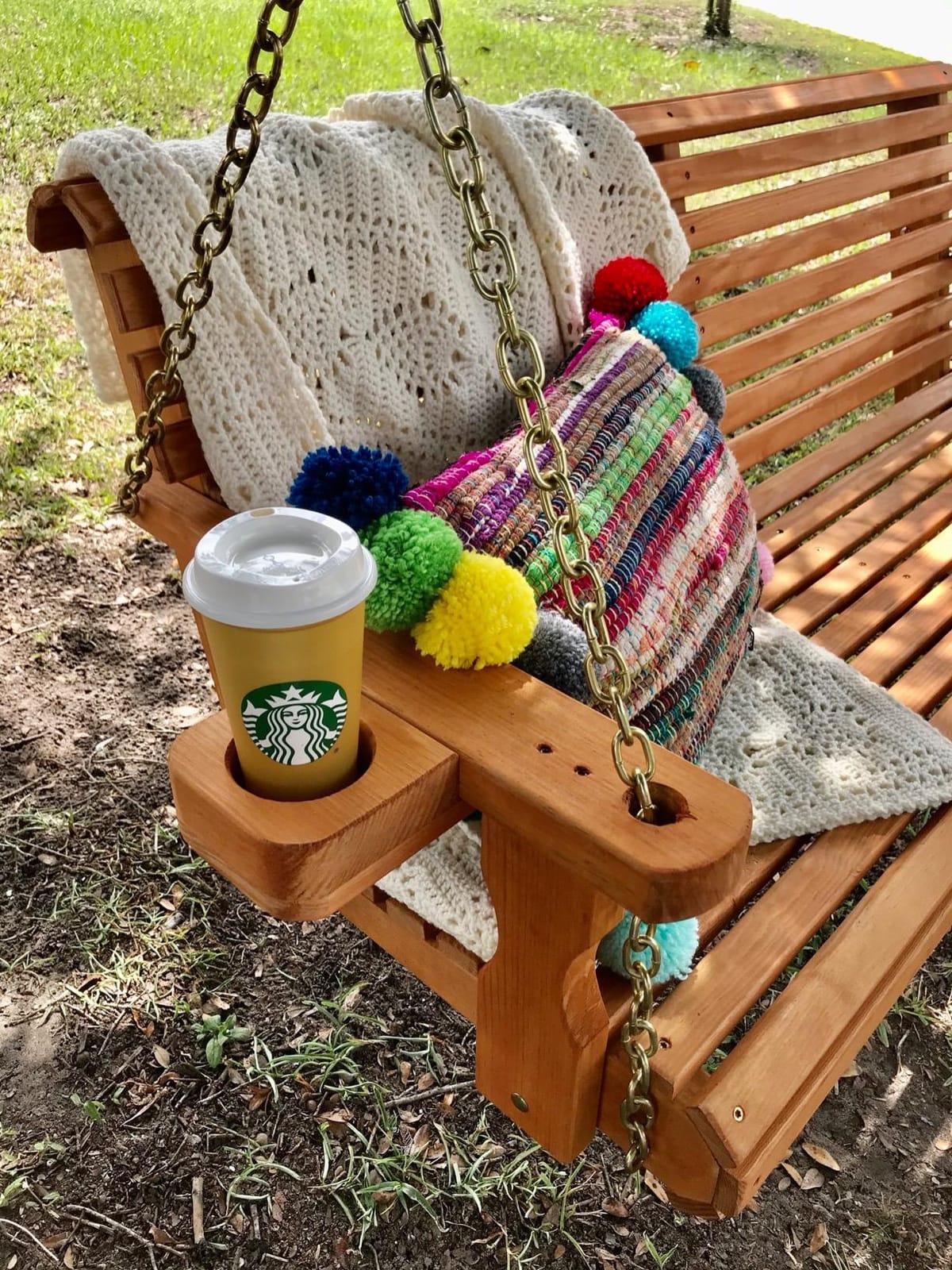 Amish Casual Heavy Duty 700 Lb Capacity Porch Swing with Cup Holders (5 Foot, Oak Stain) – Wooden Outdoor Roll Back Swing with Hanging Chains – Amish Made in the USA customer photo 1