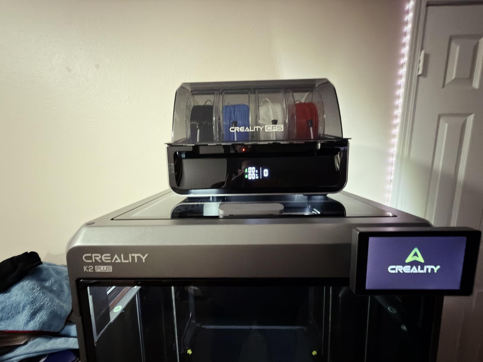 Creality K2 Plus Combo 2026 Multi Color 3D Printer with CFS | 2026 upgraded CFS combo with 16-color support, 600mm/s speed and dual AI cameras. customer photo 2