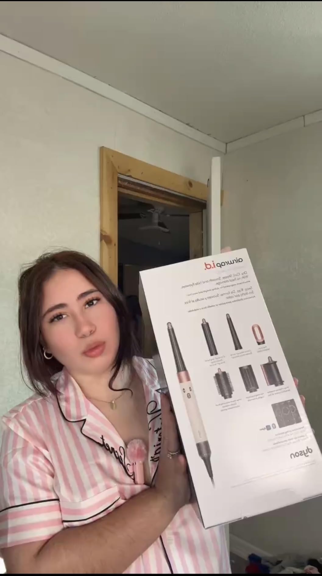 Dyson Airwrap i.d.™ Multi-Styler, Allure Winner, Bluetooth Connected, No Heat Damage, 6-in-1 Versatility, Intelligent Hair Styler customer photo 2