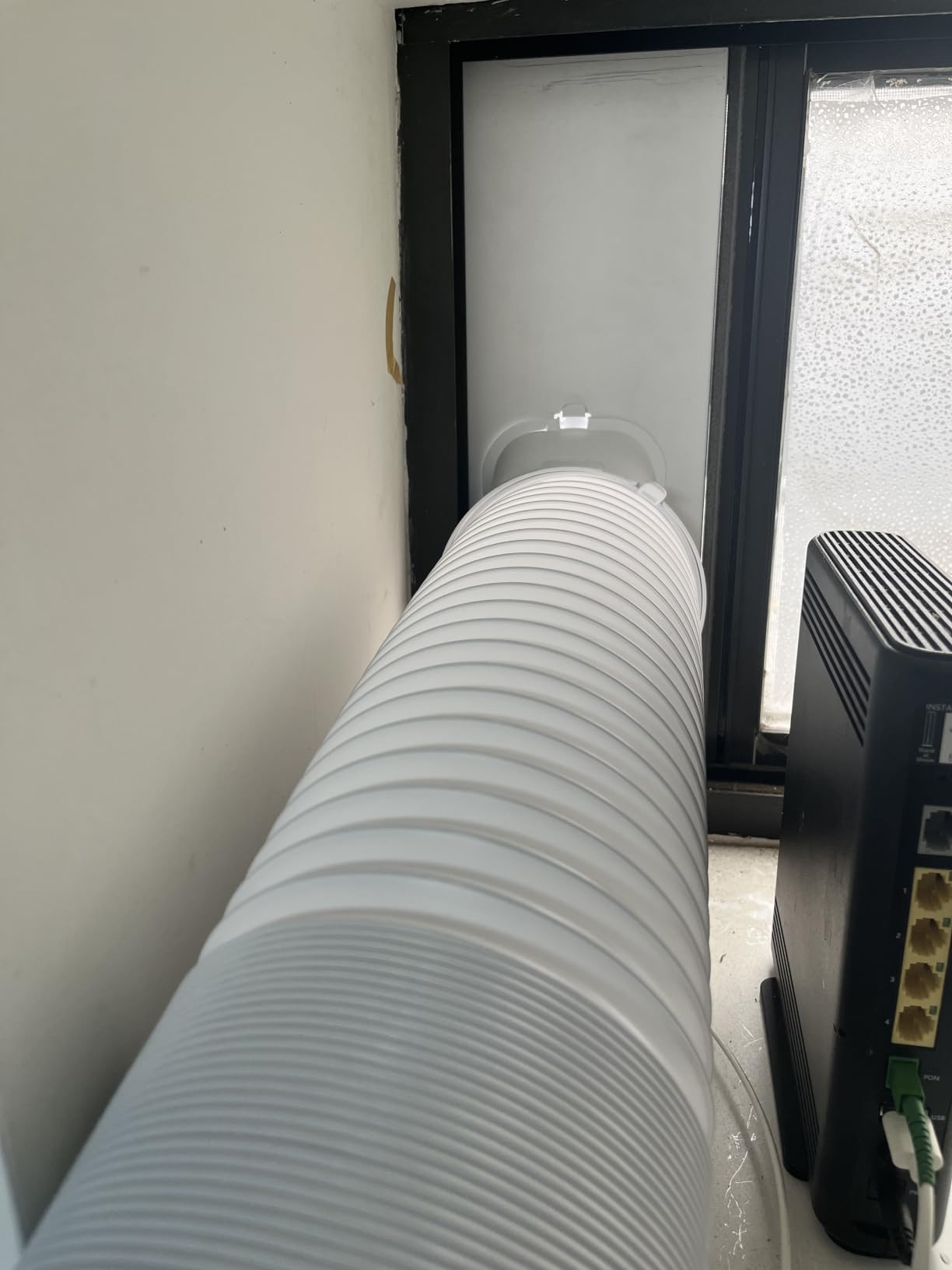 Midea 8,500 BTU ASHRAE Portable Air Conditioner, Cools up to 150 Sq. Ft. | 5,000 BTU SACC Portable AC, Smart APP & Remote Control, with Dehumidifier & Fan mode, Window Kit, Easy-to-use and Install customer photo 1