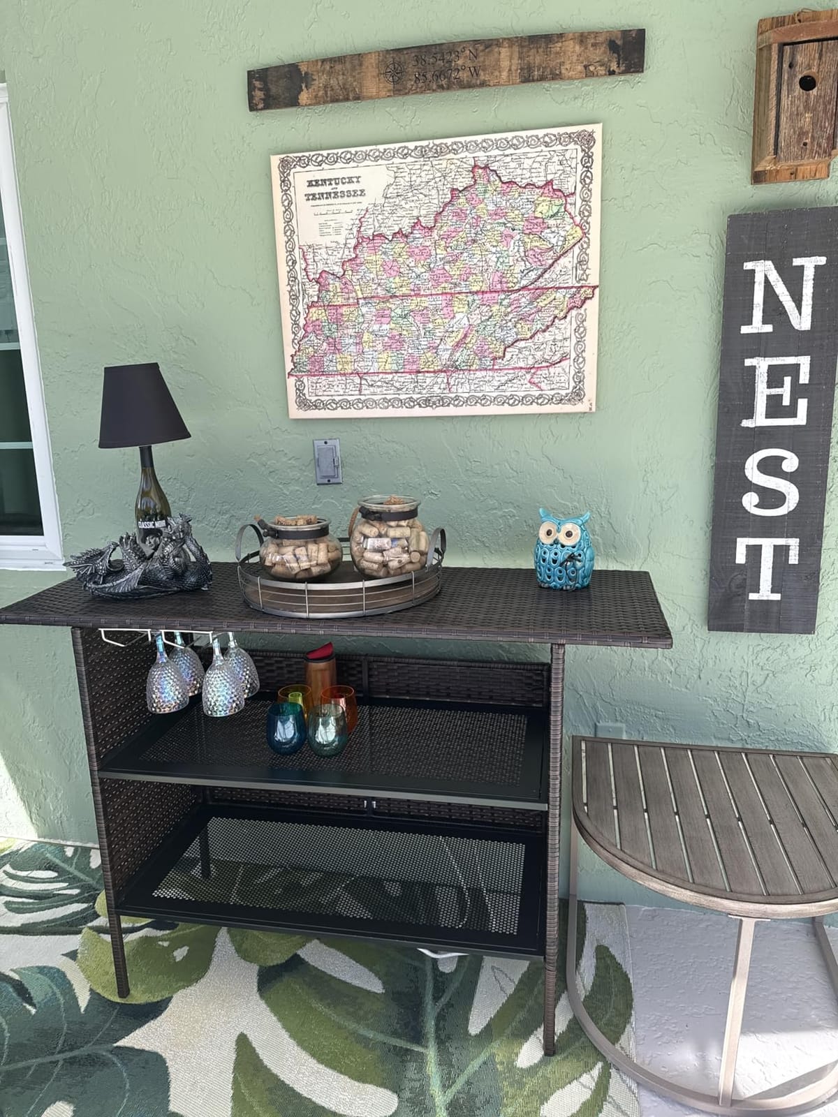 VINGLI Wicker Outdoor Bar Cart with Storage and Wheels, Outdoor Bar Table Serving Cart Rattan Bar Cart with Glass Top and Shelf for Pool, Party, Backyard, Porch (Brown) customer photo 1