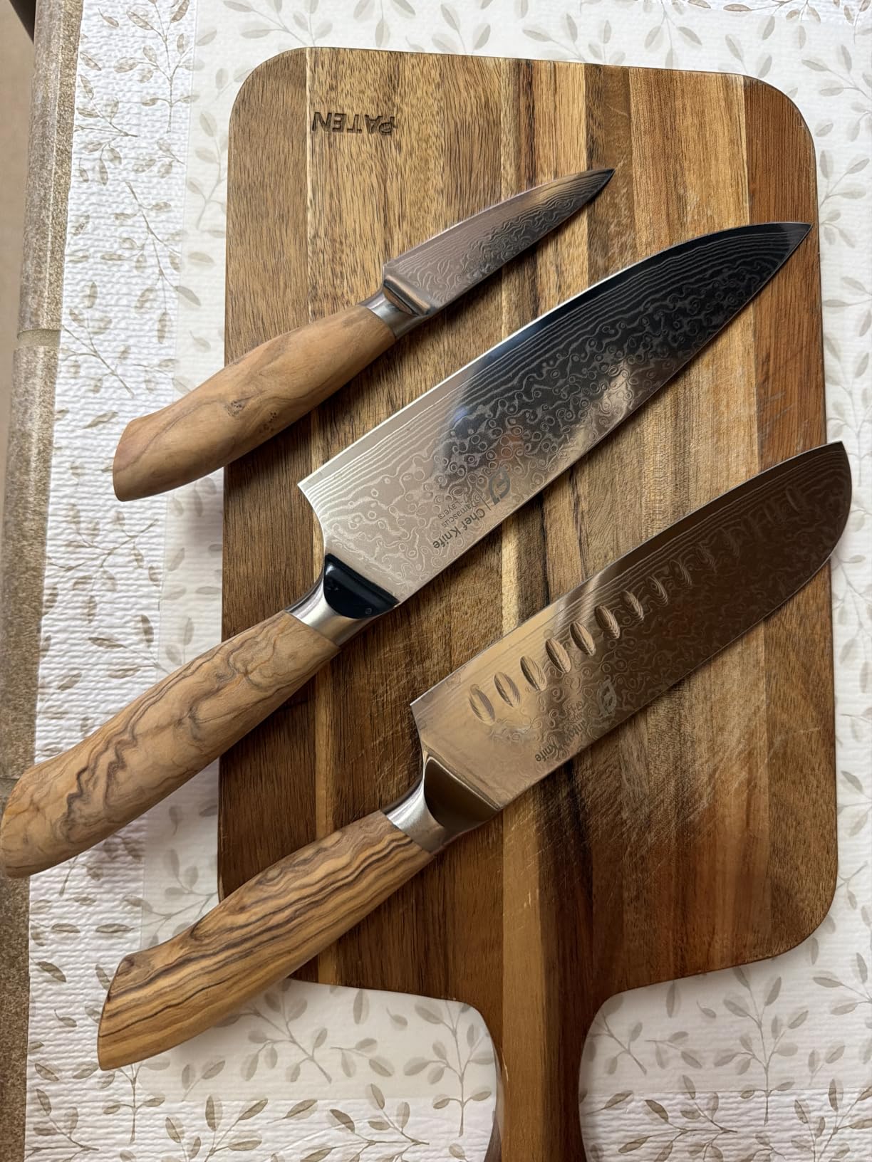 Emojoy 3-Piece Japanese Damascus Steel Knife Set, Olive Wood Handle & Box customer photo 1