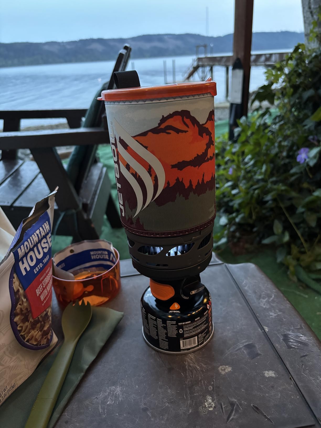 Jetboil Flash 1.0L Fast Boil Stove for Camping and Backpacking, Carbon customer photo 2
