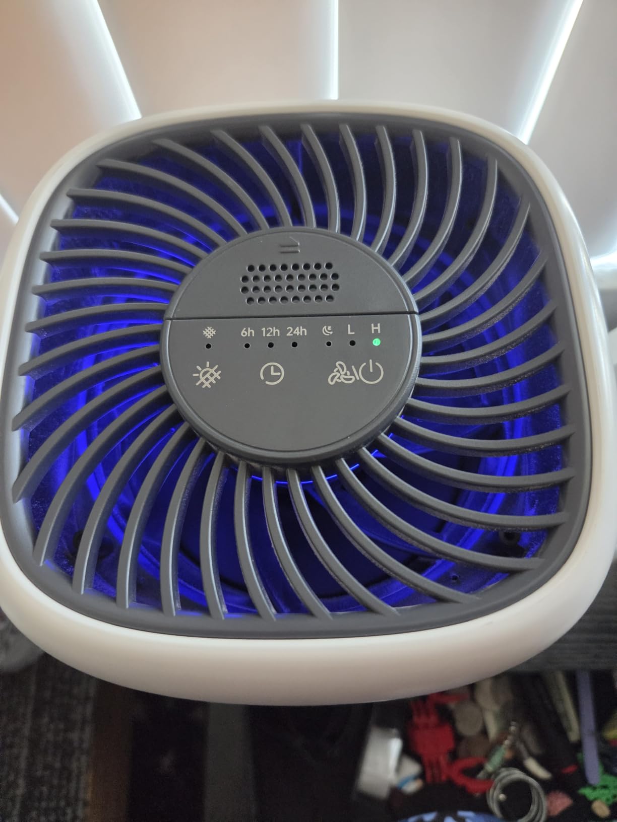 VOOPNU Air Purifiers for Home, High Efficiency Filter Up to 1076 Ft², White | for Pet Hair, Odors, Pollen, Smoke, Compact Air Cleaner with 3 Speeds, Timer, Aroma 22 dB Quiet 360°Intake, DH-JH12 customer photo 2