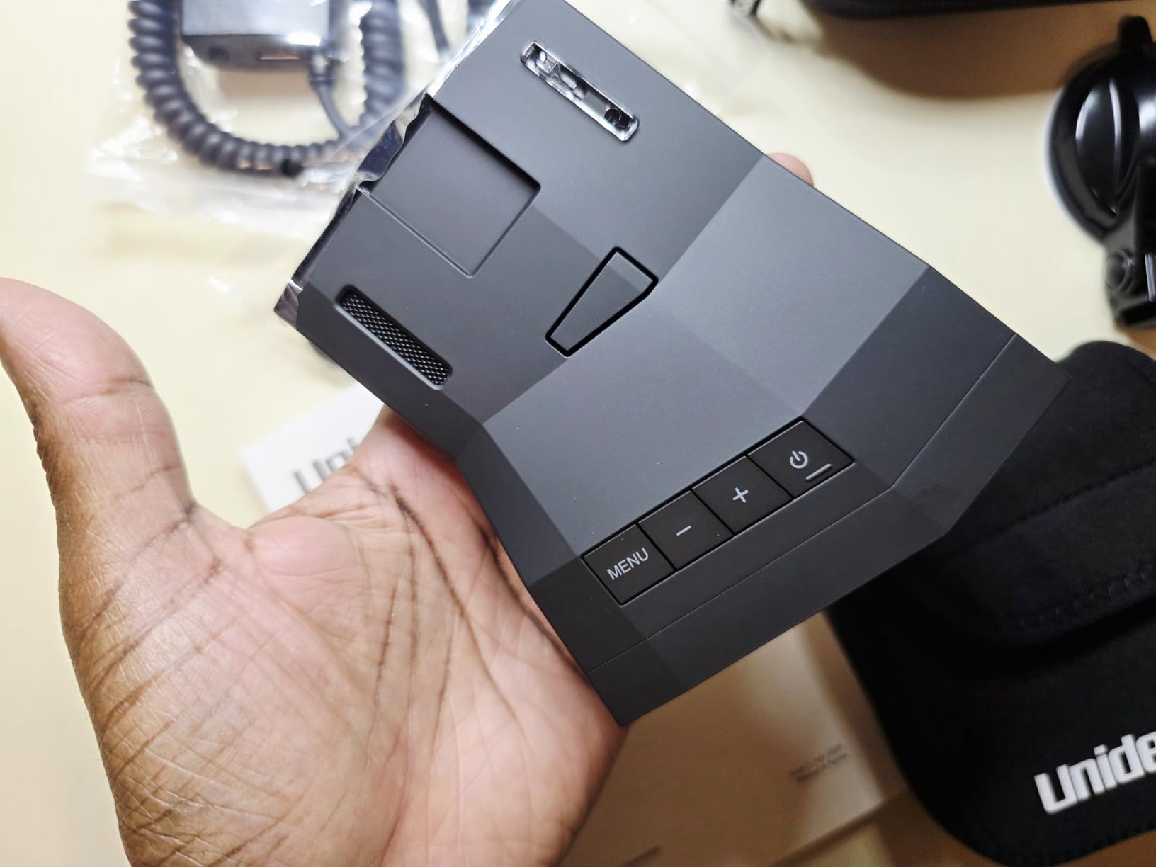 Uniden R8W (new Model) Extreme Long Range Laser/Radar Detector, 360° Awareness, Directional Arrows, Wi-Fi, Bluetooth, GPS, Real-Time Voice Alerts, Red Light & Speed Camera Alerts, R/TACH App customer photo 2
