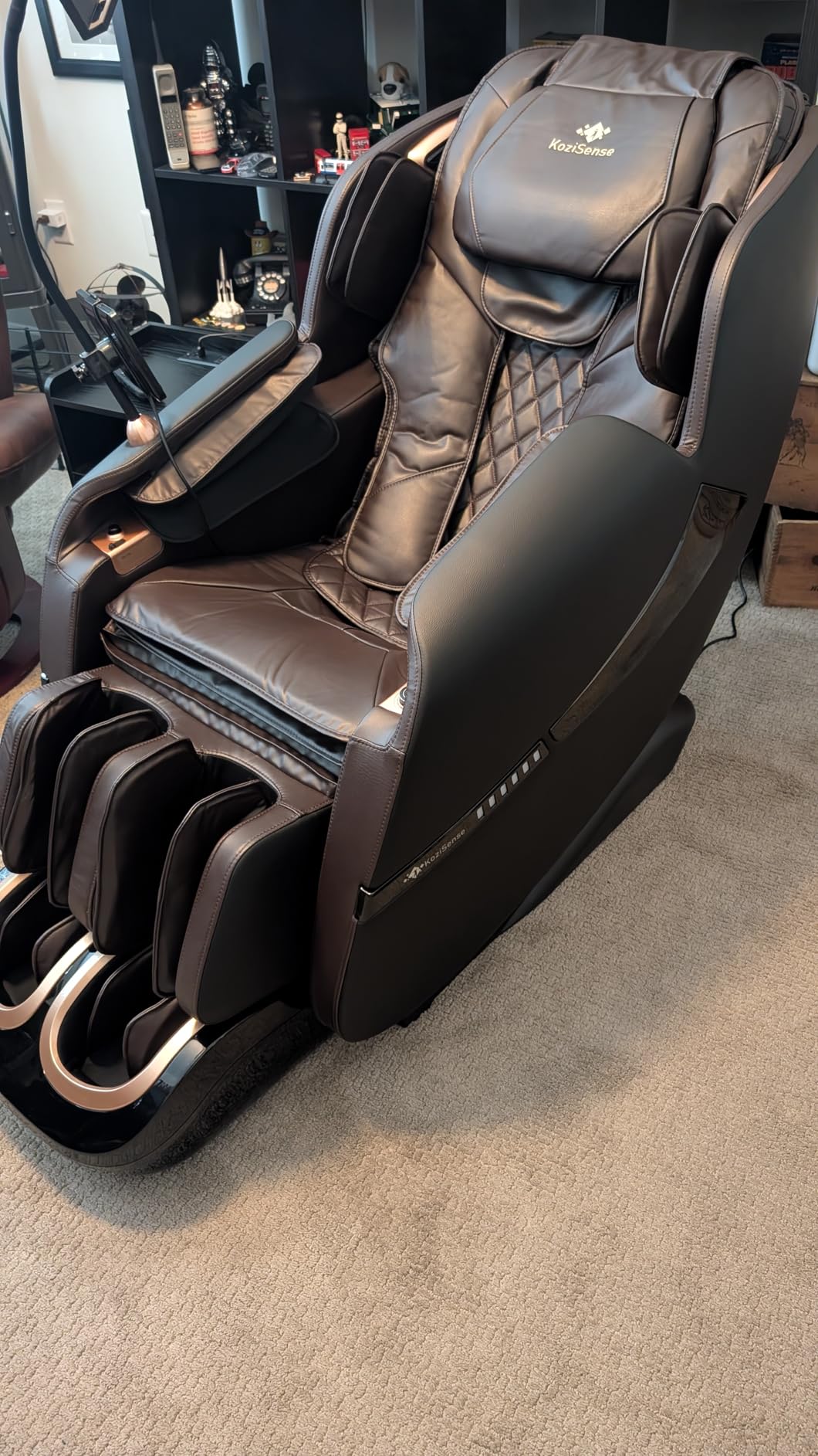 KoziSense A18 Zero Gravity Full Body Massage Chair with Heat customer photo 2