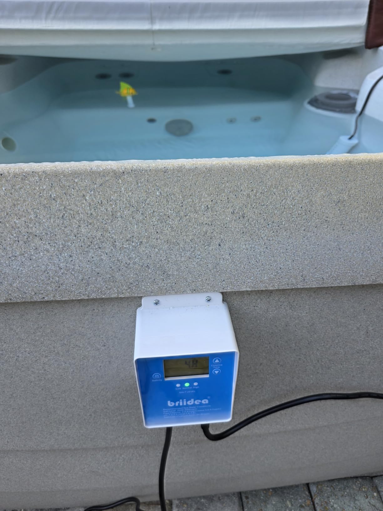 WiFi Salt Chlorine Generator, Briidea Chlorine Generator with USA Titanium Salt Cell, APP Monitoring & Real-Time Salt Alerts, for Swim Spas Up to 2,000 Gallons customer photo 1