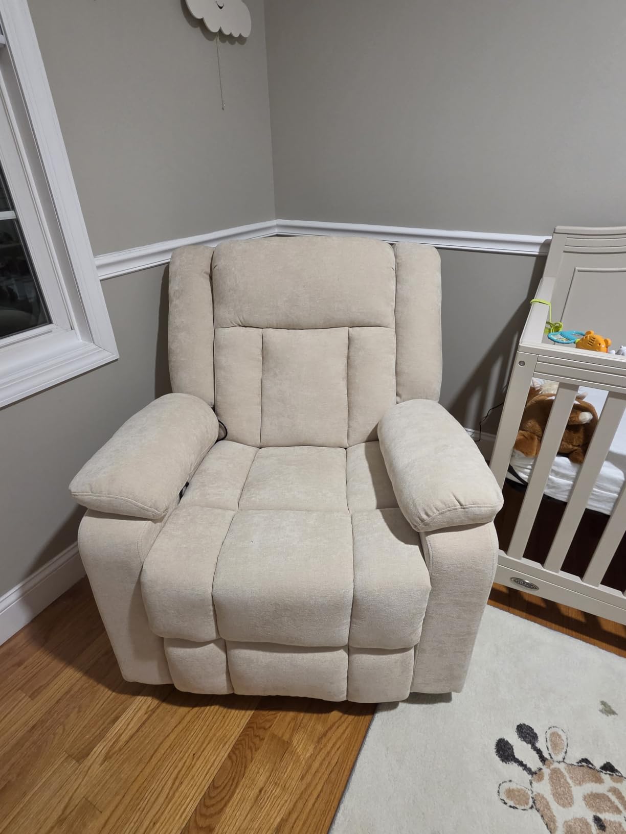 Korser Rocker Recliner, Glider Recliner Chairs for Adults, 360° Swivel Rocking Chair with Massage and Heating, Nursery Chair with Storage and USB Charging, Ivory White, Swivel Rocker Recliner customer photo 1