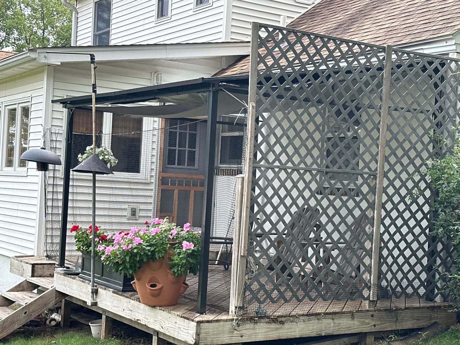 Aoxun 10' x 14' Lean to Gazebo Pergola with Sloping Roof for Patio, Black customer photo 1
