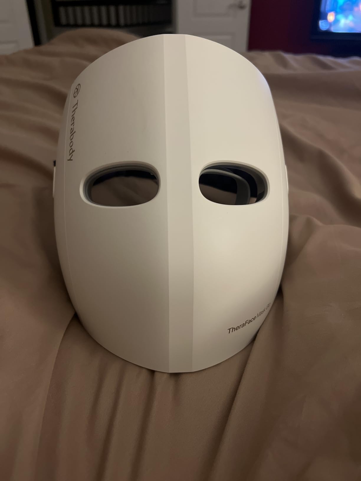 TheraFace Therabody Mask Glo - Cordless LED Skincare Face Mask with Red/Blue/Infrared Light & Relaxing Scalp Massage for Glowing, Healthier-Looking Skin - FDA Cleared customer photo 1