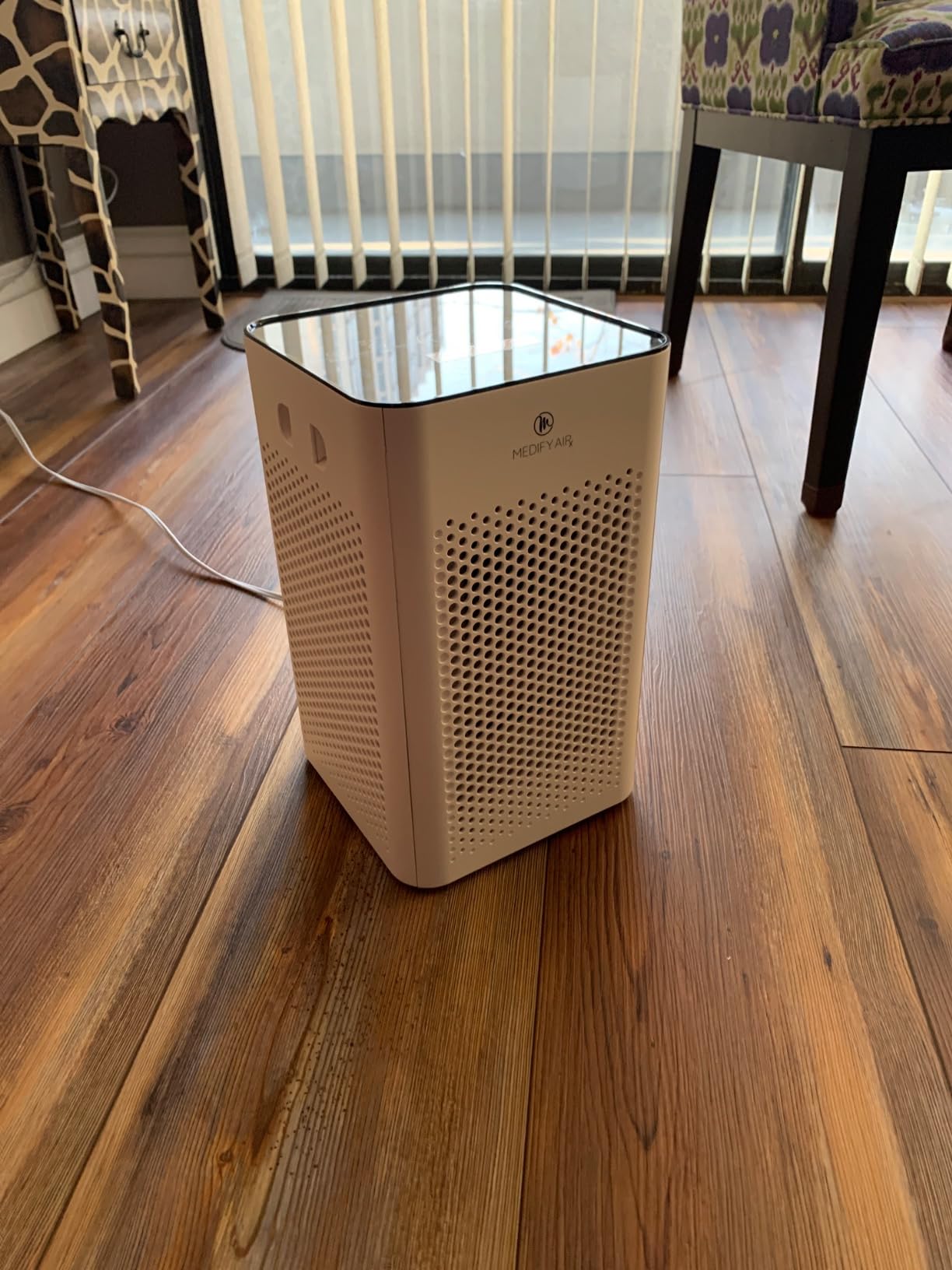 Medify MA-112 PRO Air Purifier with HEPA Filter | 5,948 ft² Extra Large Coverage in 1hr for Smoke, Wildfire, Odors, Pollen, Pollution, Allergies, Pets | Removal to 0.3 Microns customer photo 1