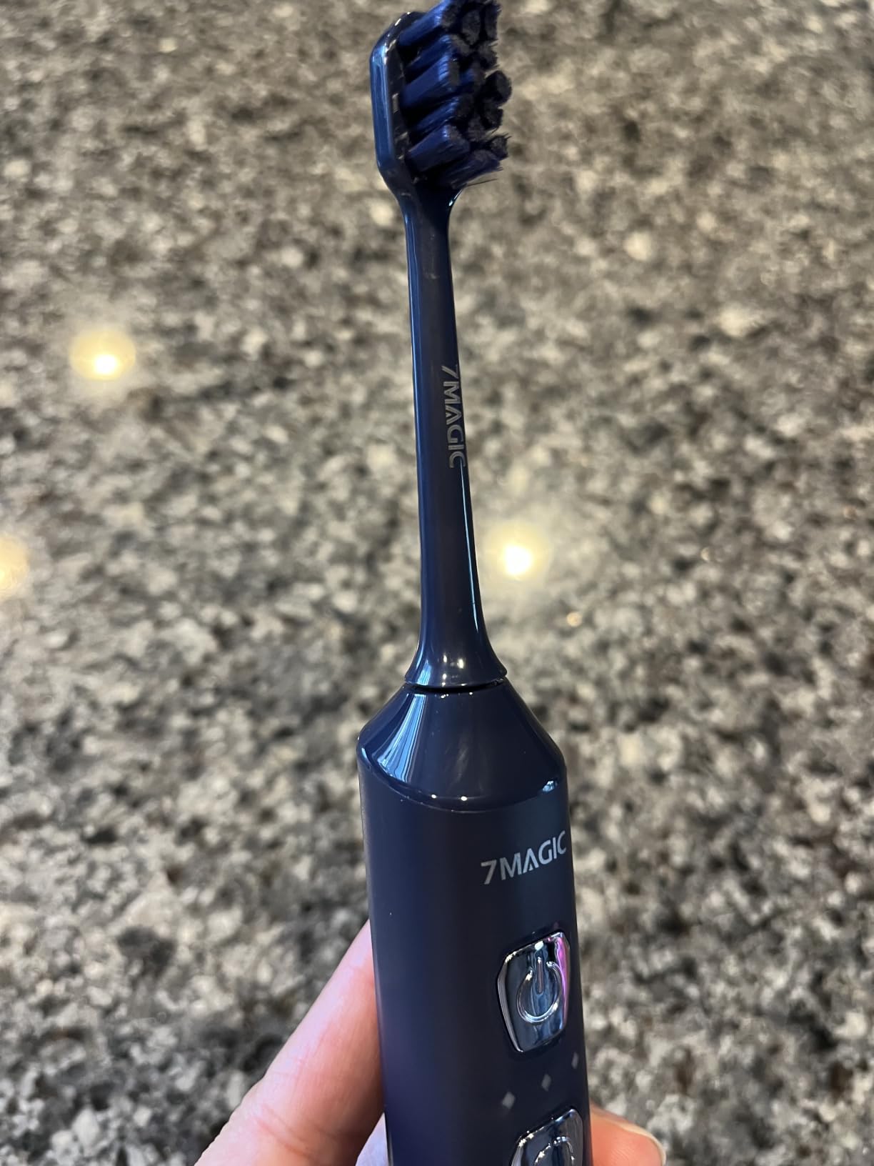 7MAGIC Sonic Electric Toothbrush, 180-Day Runtime, 42000 VPM, 8 Heads, Black customer photo 2