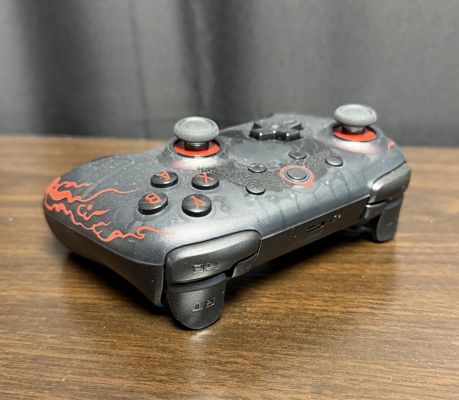 8Bitdo Ultimate 2C Wireless Controller for Windows PC and Android, with 1000 Hz Polling Rate, Hall Effect Joysticks and Triggers, and Remappable L4/R4 Bumpers (Transparent Black) customer photo 1