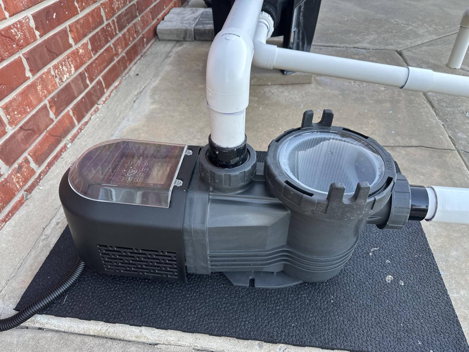 Aquastrong Variable Speed Pool Pump, 2 HP, 220V, 10566GPH, In/Above Pool Pump, Energy Efficient, High Flow, Powerful Self Primming Swimming Pool Pumps with Filter Basket customer photo 1