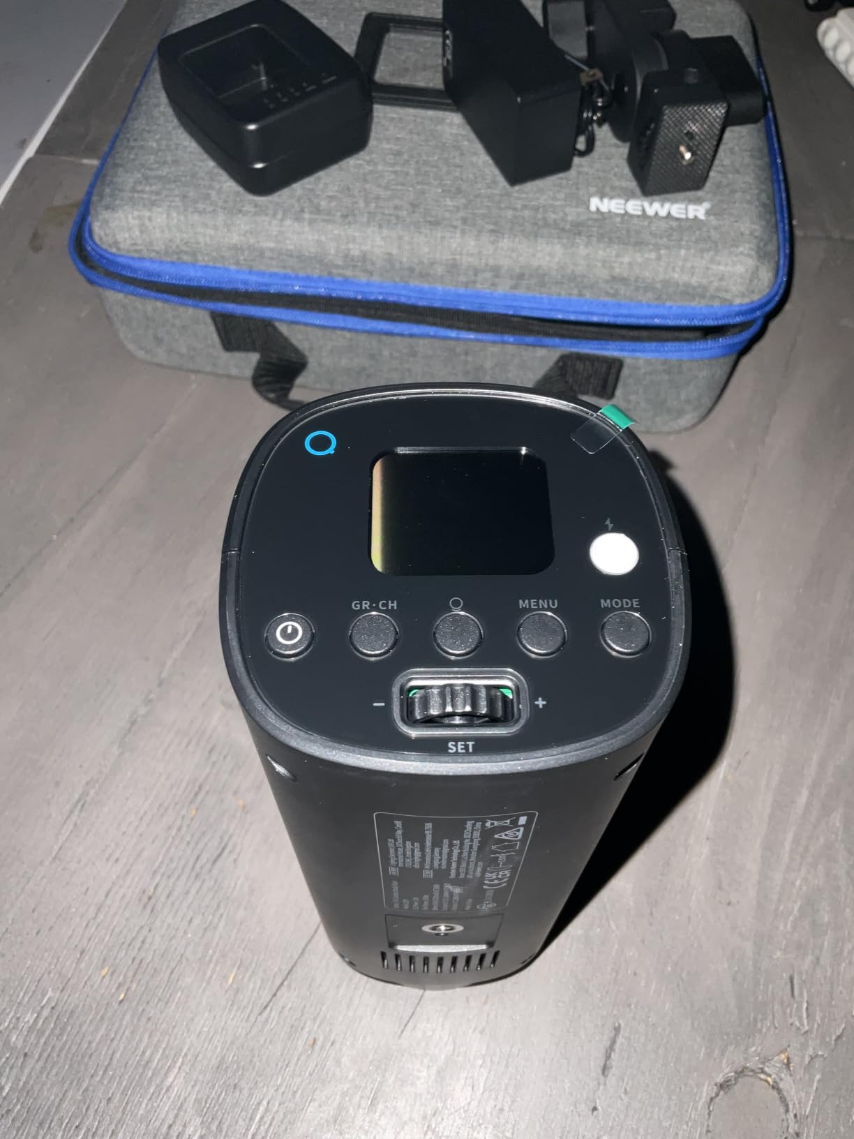 NEEWER 120Ws 2.4G TTL Outdoor Strobe Flash, Compatible with Godox, 1/8000s HSS Portable Studio Monolight with Modeling Light /3000mAh Battery/420 Flashes/1.5s Recycle for Photography Photoshoots, Q120 customer photo 2